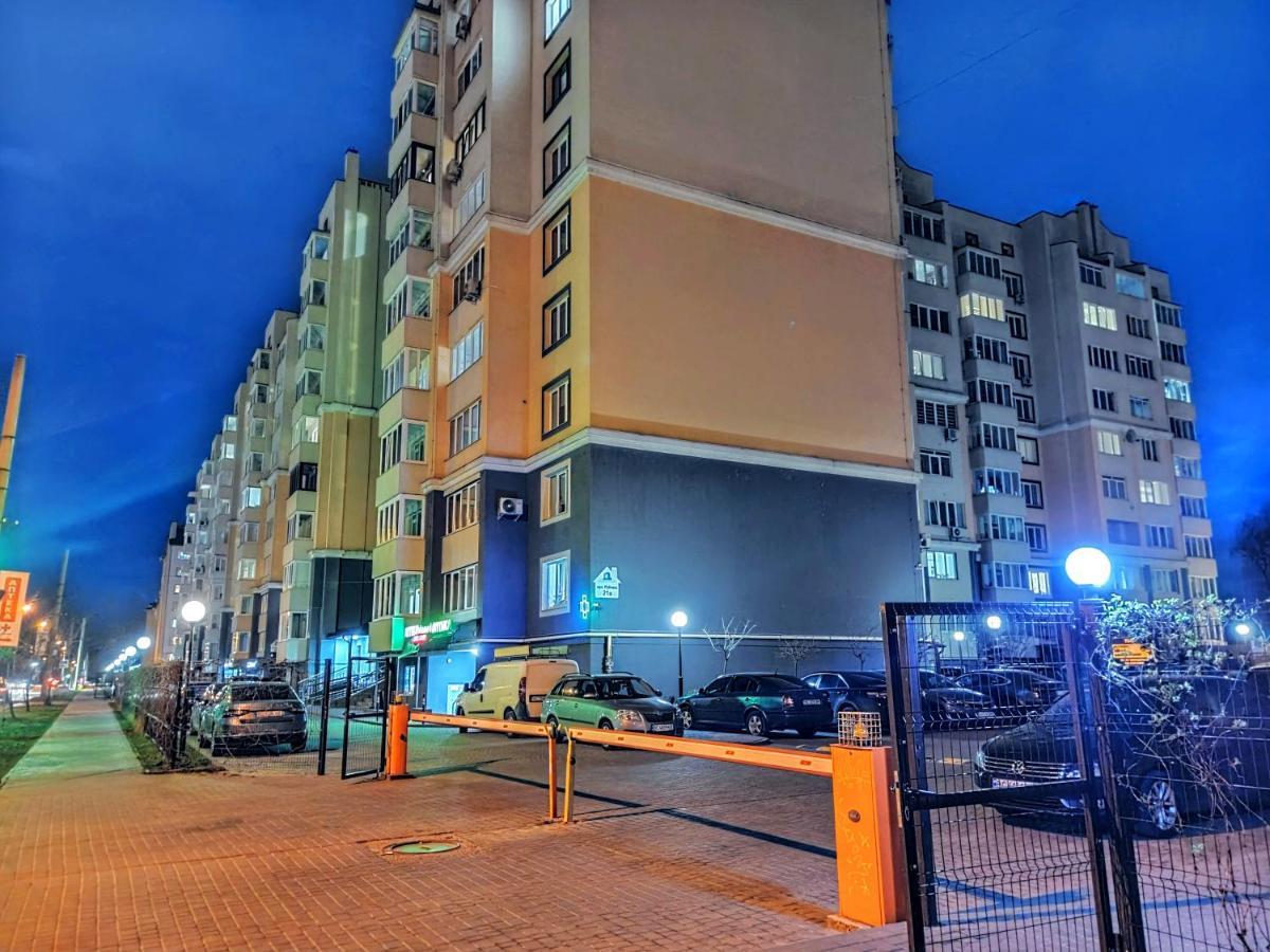 Апартаменти "Львівська Мрія" Buitenkant foto
